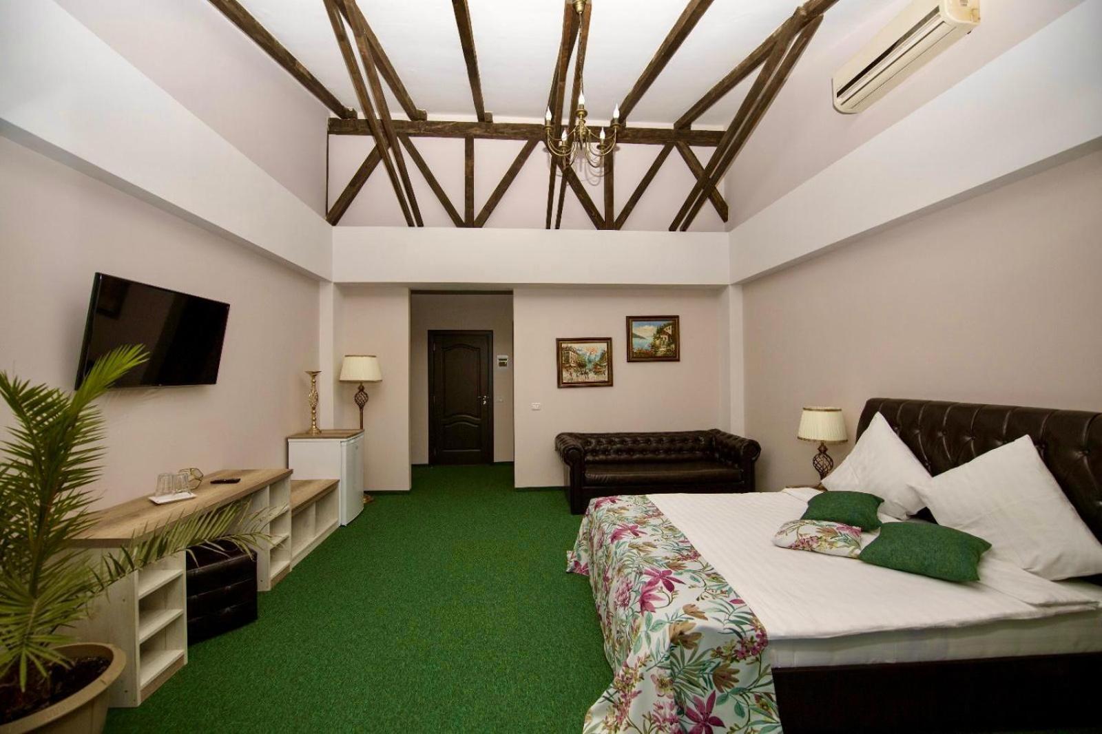 Green Garden Resort Odobesti Exterior photo
