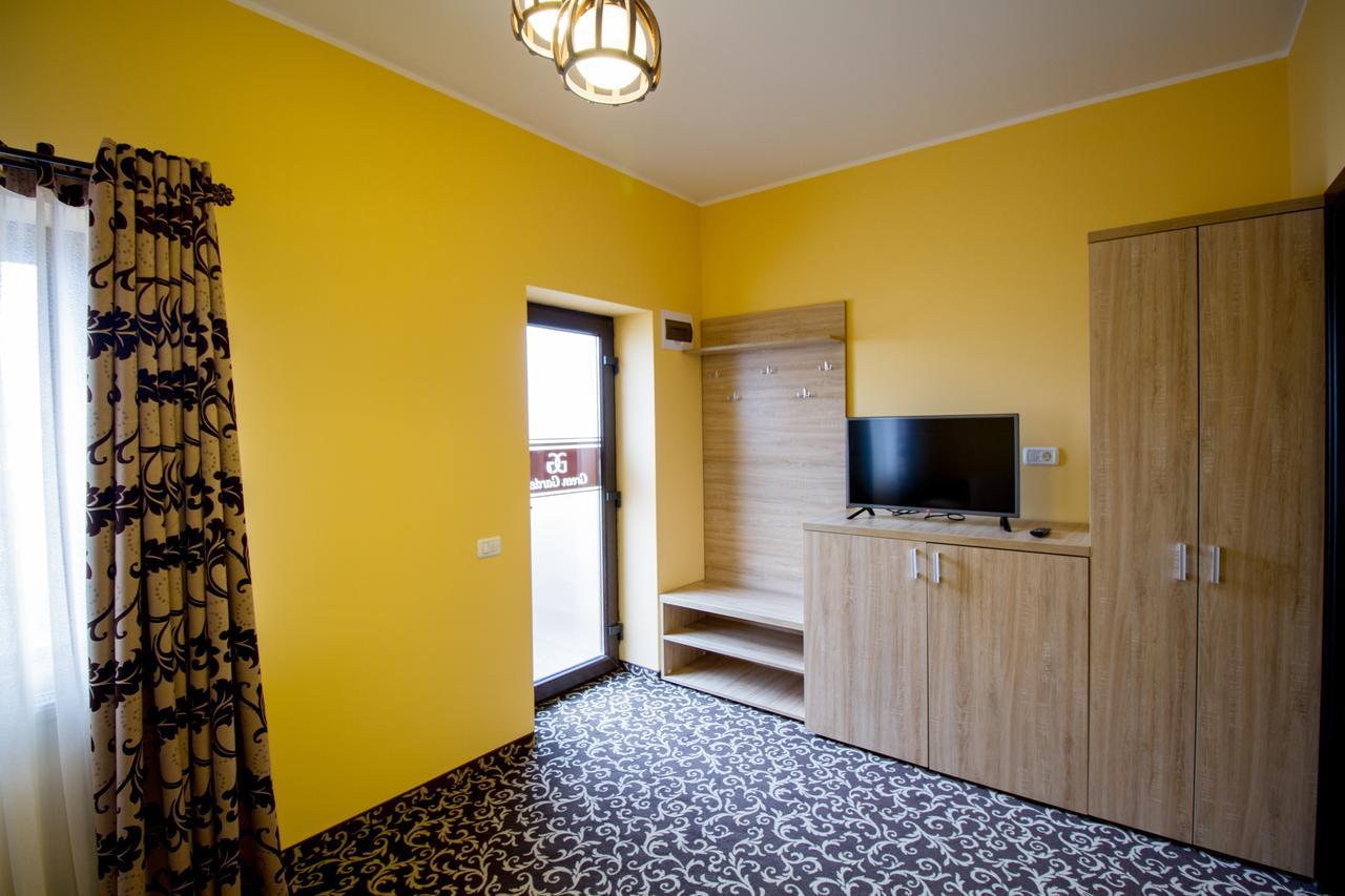 Green Garden Resort Odobesti Room photo